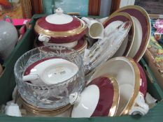 Royal Albert 'Old Country Roses' three-tier cake stand, Ducal dinner service of 23 pieces,