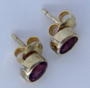 PAAR OHRSTECKER. 585/000 Gelbgold mit