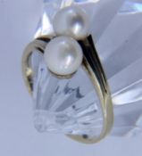 PERLENRING. 333/000 Gelbgold mit 2