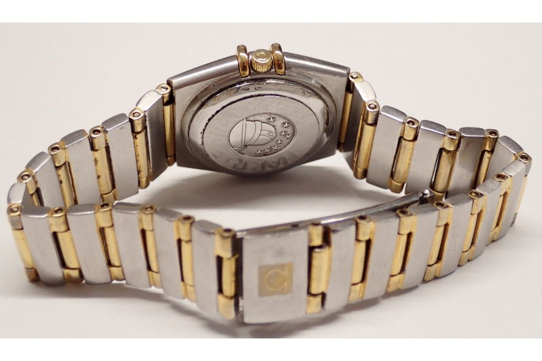 An Omega Constellation ladies wrist watch with stainless steel and gold plated case and champagne - Image 2 of 5