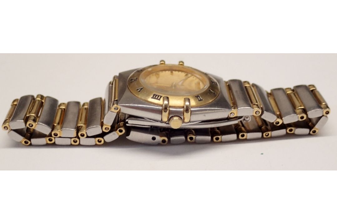 An Omega Constellation ladies wrist watch with stainless steel and gold plated case and champagne - Image 3 of 5