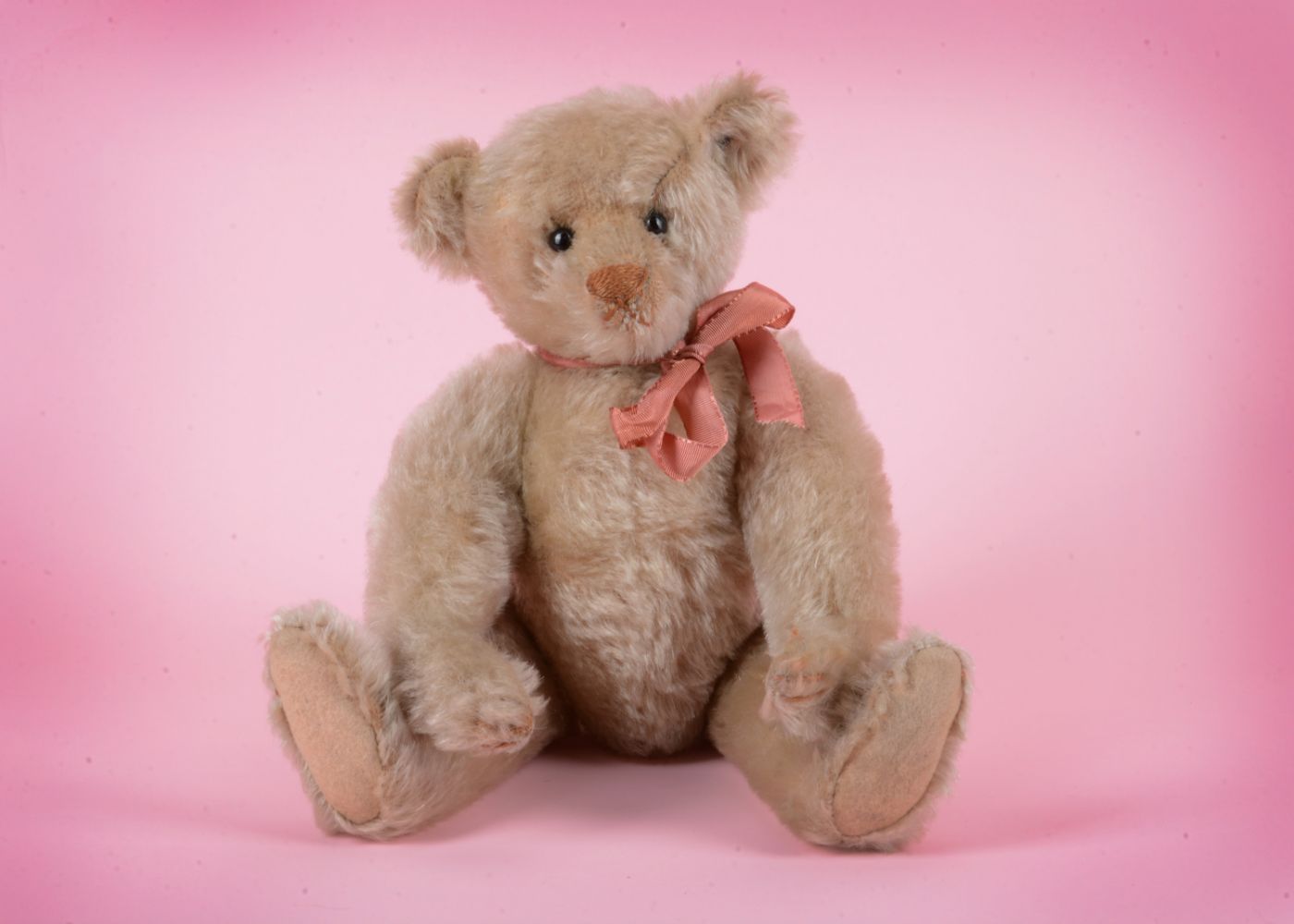 TWO DAY: Fine Dolls, Teddy Bears & Traditional Toys Auction