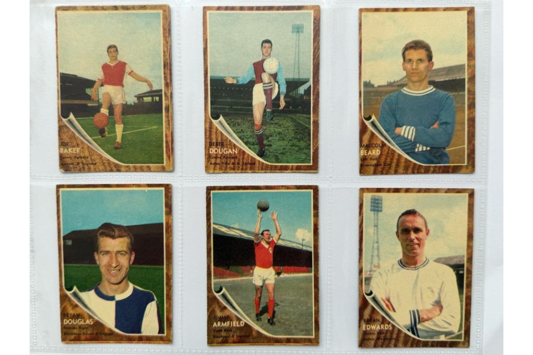 A&BC GUM 1963/64 FOOTBALLERS TRADE CARDS, 1-48, 49-110, FULL SETS. - Image 1 of 6