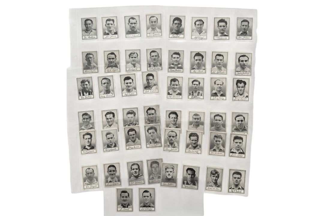 BARRATT & CO FAMOUS FOOTBALLERS TRADE CARDS, A1, FULL SET OF 50 CARDS, FINNEY, WRIGHT, ETC. - Image 3 of 4