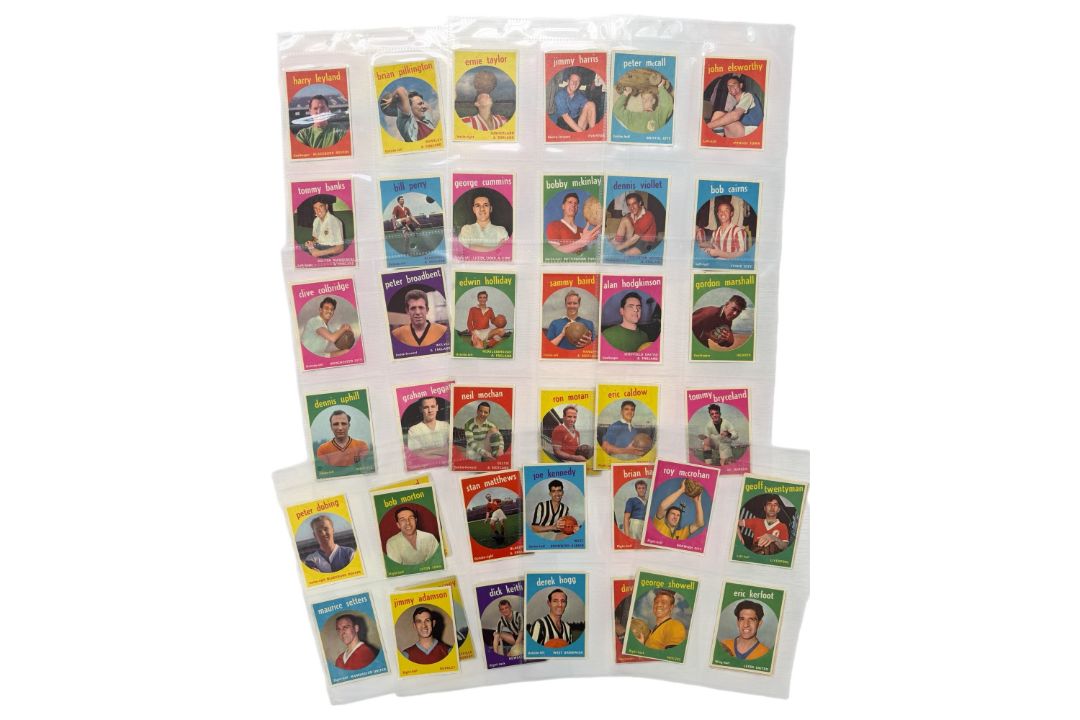 1960 A&BC GUM FOOTBALL TRADE CARDS, 1-42, 43-83, FULL SETS. - Image 5 of 6