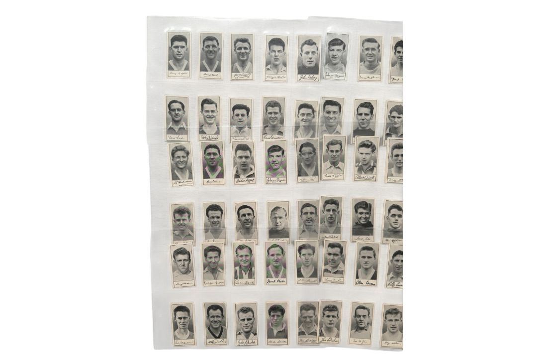 BARRATT & CO FAMOUS FOOTBALLERS TRADE CARDS, A7, FULL SET OF 60 CARDS, CLOUGH, CHARLES, GREAVES, - Image 4 of 6
