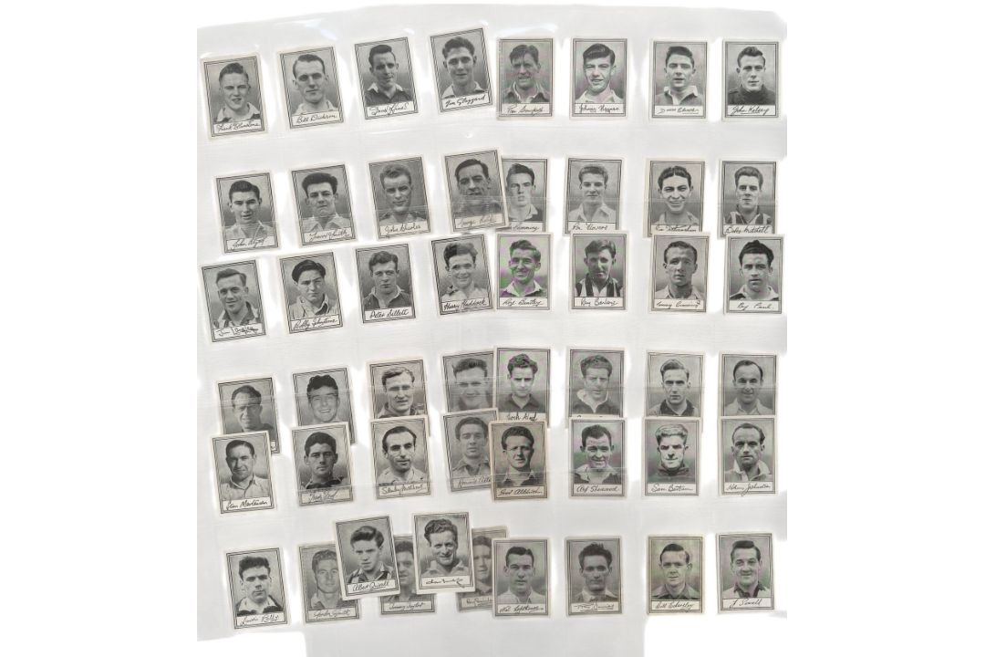 BARRATT & CO FAMOUS FOOTBALLERS TRADE CARDS, A3, FULL SET OF 50 CARDS, DUNCAN EDWARDS OF - Image 5 of 6