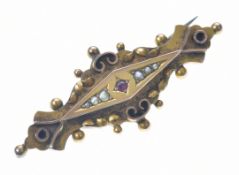 Edwardian 9ct gold brooch set with split pearls and paste, 4.5g, 5cm