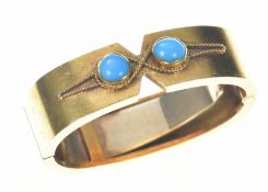 Victorian yellow metal scarf clip set with two turquoise cabochons, 4g, 2.3cm. Tests as 22k gold