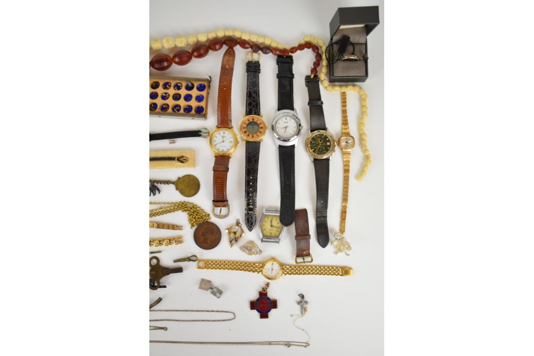 A collection of jewellery including silver Clogau ring in original box, watches, yellow metal pocket - Image 4 of 4