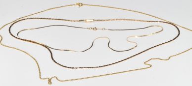 An 18k gold chain (4.1g, 58cm) and two 9k gold chains (5.7g, 45cm & 40cm)