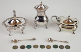 Albert Edward Jones Elizabeth II hallmarked silver pepper and mustard with spoon, Birmingham 1984,