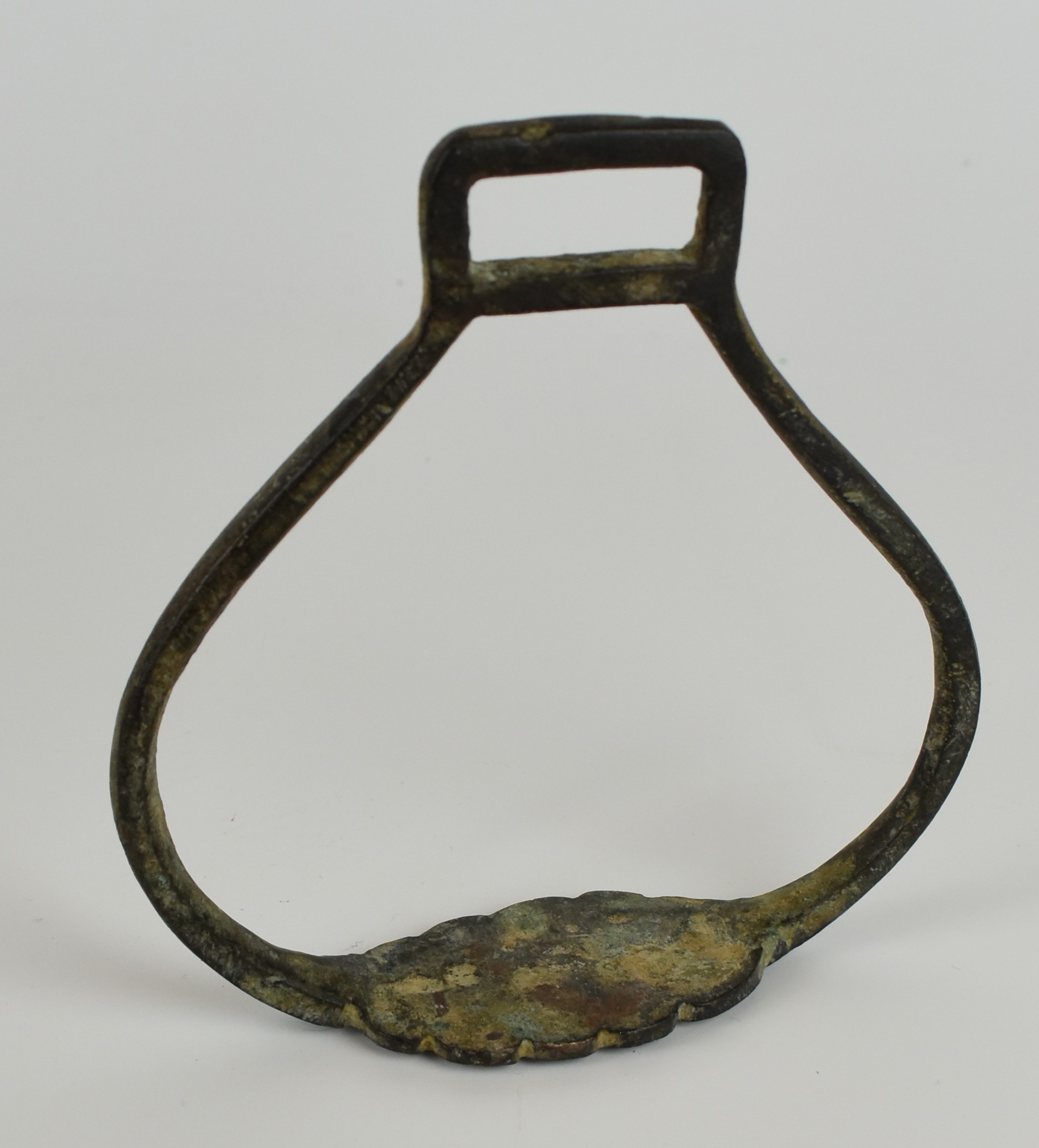 Antiquities and similar style items including Roman / Greek lamps, twin handled vase, bronze - Image 8 of 8
