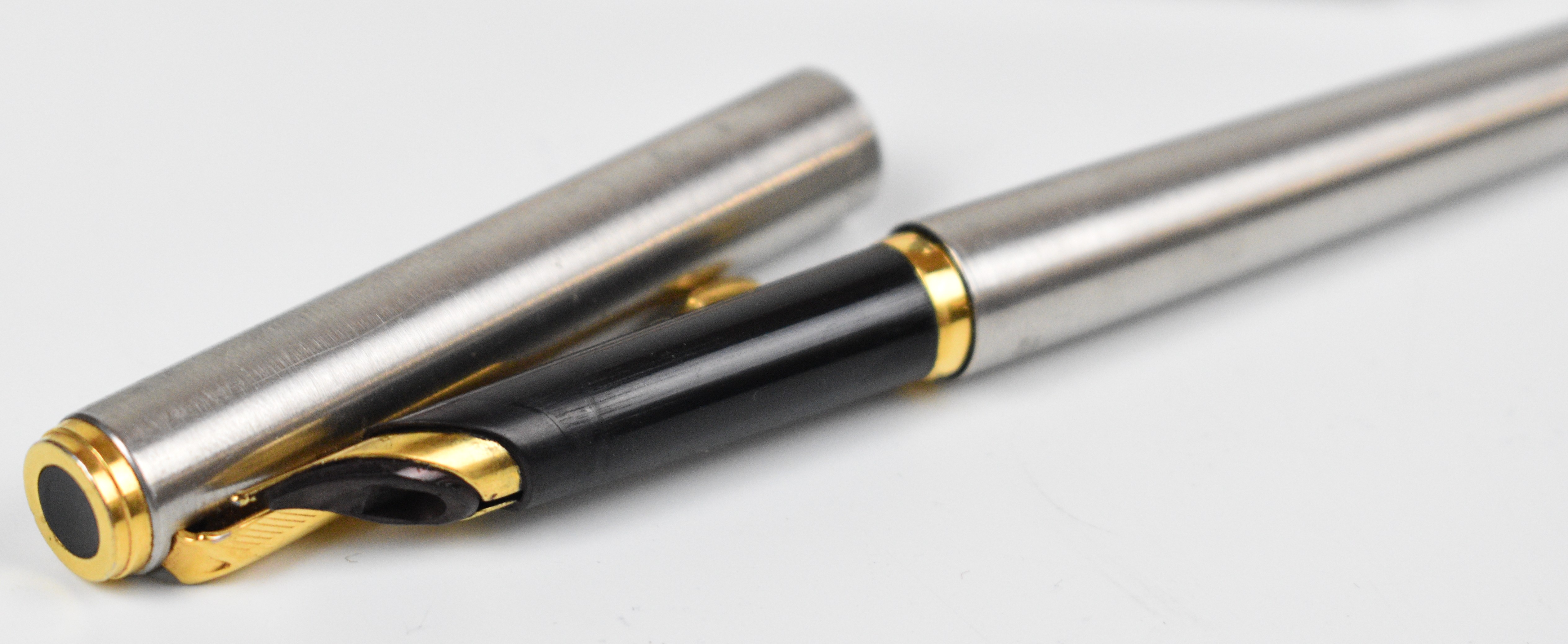 Parker and Conway Stewart fountain and ballpoint pens and propelling pencils comprising Parker 61 - Image 4 of 9
