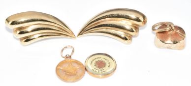A pair of 9ct gold earrings, 9ct gold pendant, 9ct gold charm 'the radiant lucky star' (4.4g) and