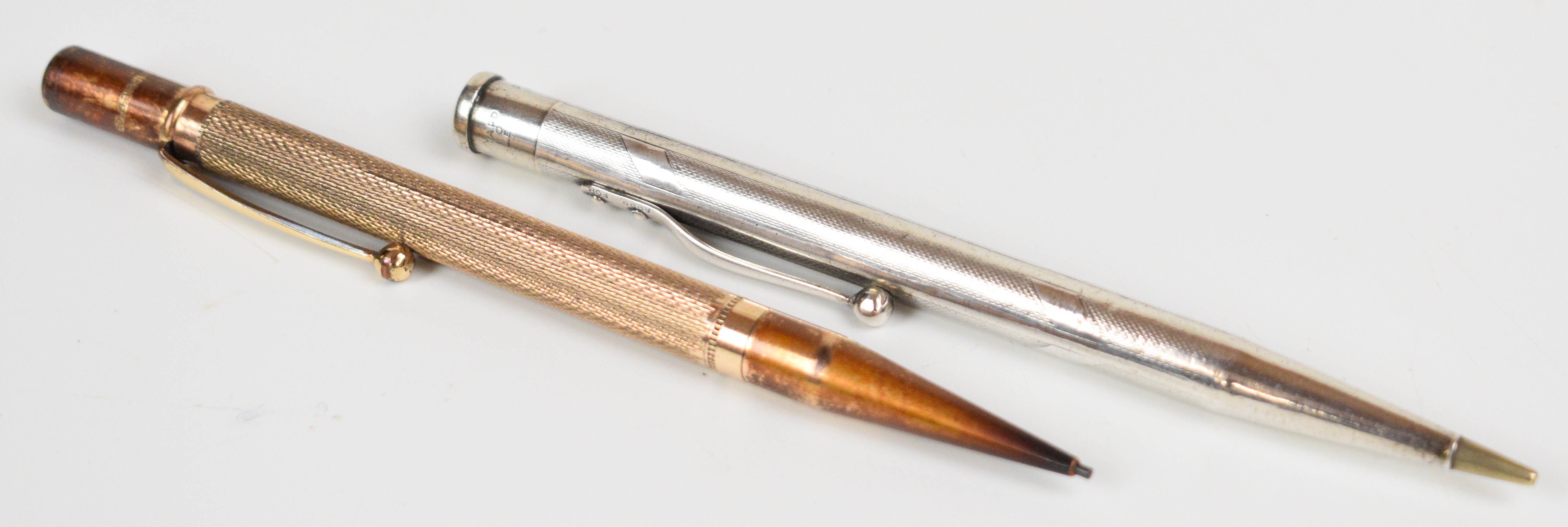 Ten fountain pens and propelling pencils including Waterman, Platignum, The De La Rue Pen, Mabie - Image 3 of 6