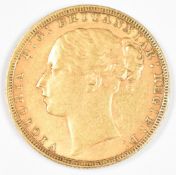 1880 Queen Victoria gold full sovereign with young or bun head