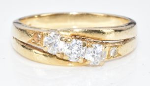 A 333 gold ring set with cubic zirconia, 2.9g, size L