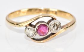 Art Deco 18ct gold ring set with a ruby and diamonds,1.9g, size M