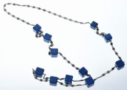 A c1930 silver necklace set with cubes of sodalite, 80g, 94cm