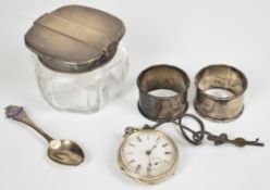 Walker & Hall Art Deco hallmarked silver lidded cut glass dressing table pot, Birmingham 1935,