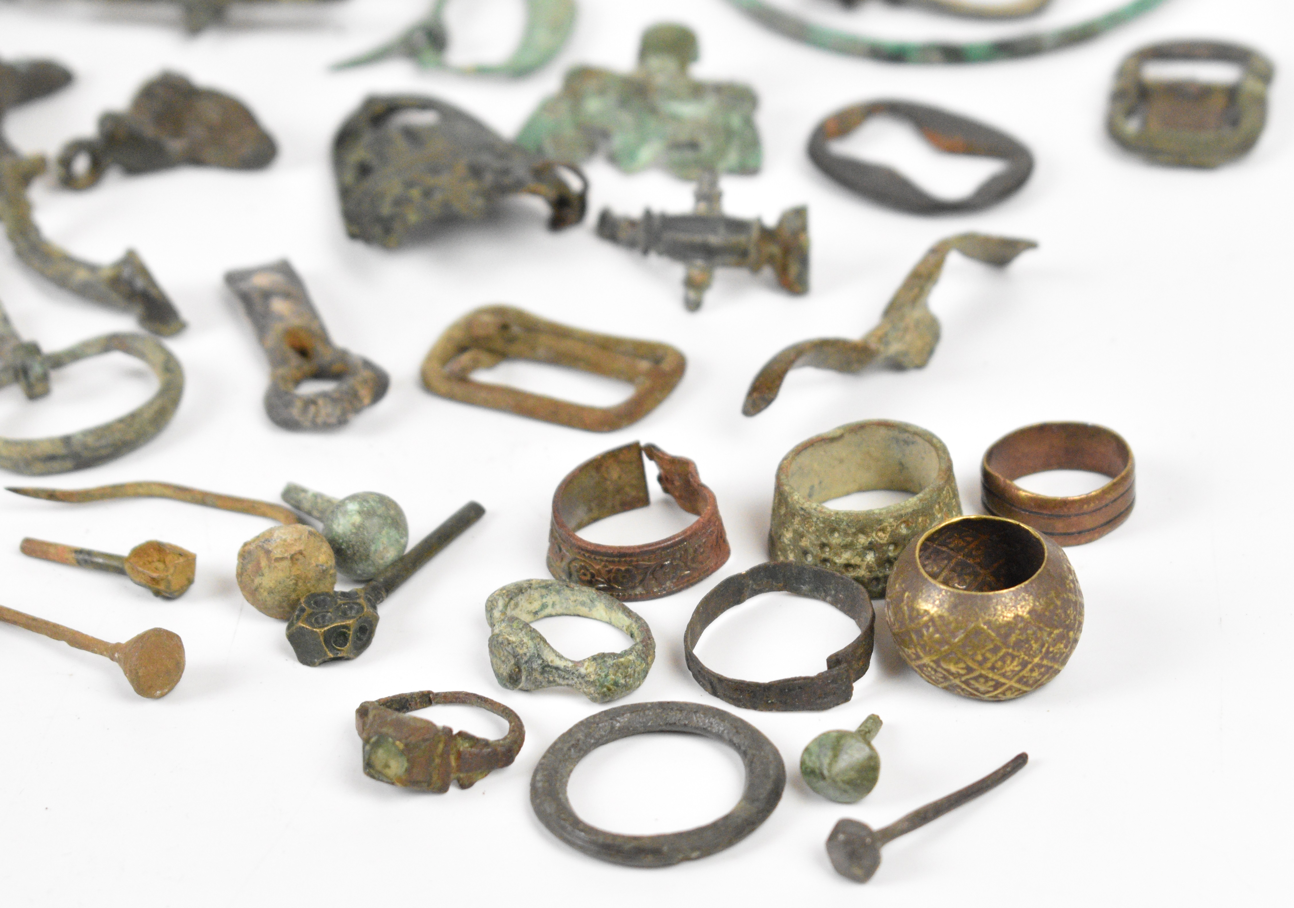 Metal detector finds, Roman onwards including buckles, figures, bangles, cloak pins, bronze and - Image 2 of 8