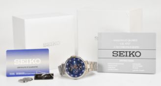 Seiko gentleman's chronograph wristwatch ref. 4T57-00J0 with date aperture, pierced steel hour and