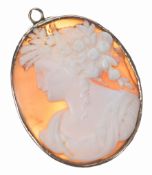 Victorian 9ct gold pendant set with a cameo depicting a young woman, with signature to back, 5g, 3 x