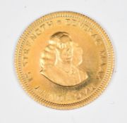 1961 South Africa 1 Rand gold coin, 3.99g of 22ct gold, in case with certificate