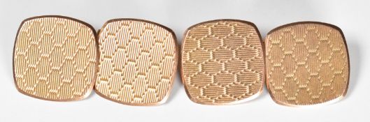 A pair of gold cufflinks with engine turned decoration, 4.4g