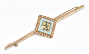 A 9ct gold brooch set with enamel and split pearls, engraved 1918, 6.2g, 6.2cm