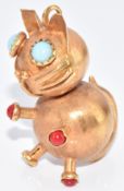 An 18ct gold pendant / charm in the form of a cat, 6.5g, 3.6cm