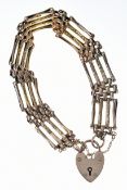 A 9ct gold gate bracelet with heart padlock clasp, 17.3g, 19cm