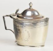 Georgian hallmarked silver mustard, marks rubbed, length 10.5cm, weight 113g
