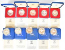 Ten Royal Mint sterling silver 1977 Jubilee crowns, 28.276g each, all cased, most with certificates