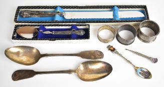 Pair of William IV fiddle and thread pattern table spoons, London 1835, maker's mark JW, length