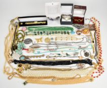 A collection of jewellery including Sarah Coventry brooch and pendant, Exquisite pendant,