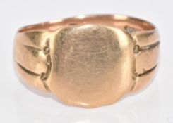 A 9ct gold signet ring, 6g, size V