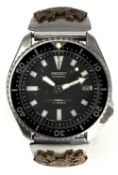 Seiko automatic diver’s wristwatch ref. 7002-7001 with date aperture, luminous hands and hour