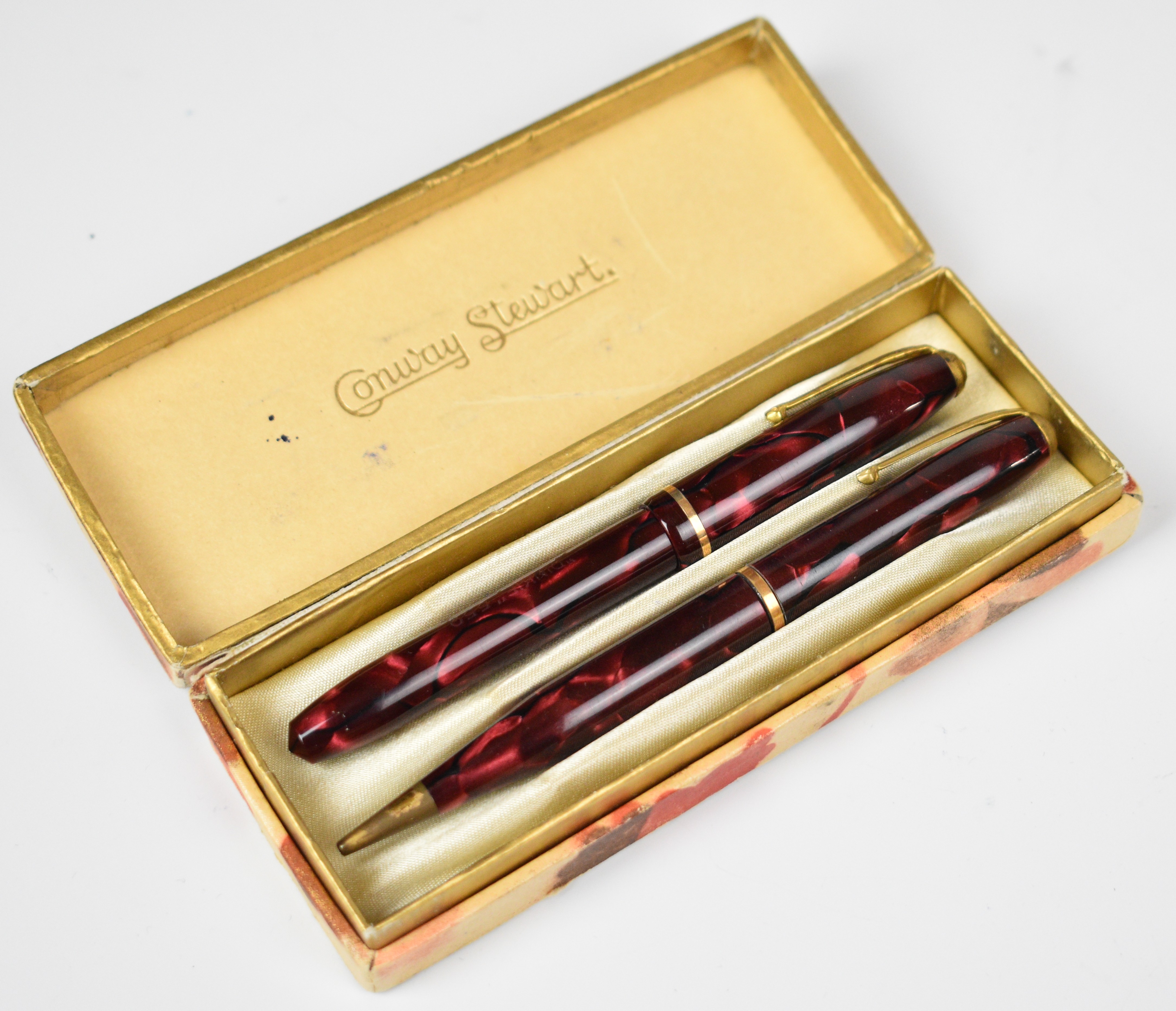 Parker and Conway Stewart fountain and ballpoint pens and propelling pencils comprising Parker 61 - Image 6 of 9
