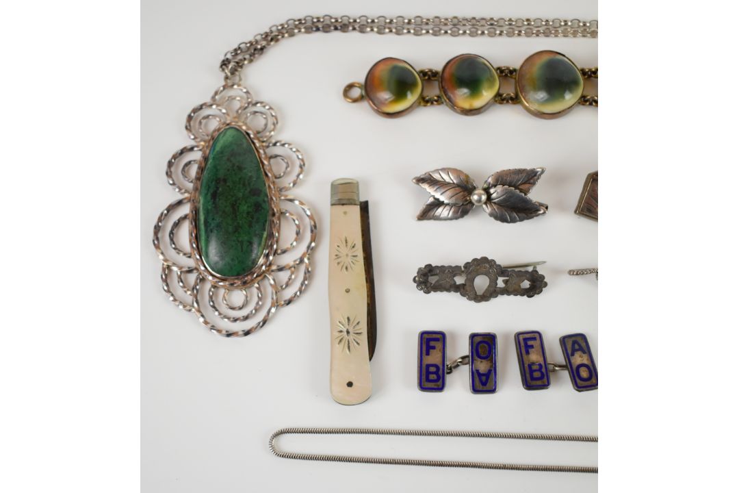 A collection of silver jewellery including two pairs of cufflinks, pair of pressed amber earrings, - Image 2 of 4