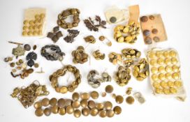 Large quantity of military buttons comprising Royal Navy, Navy Reserve, Merchant Navy, HMS