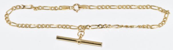 A 9ct gold bracelet with T-bar charm, 1.3g, 18cm