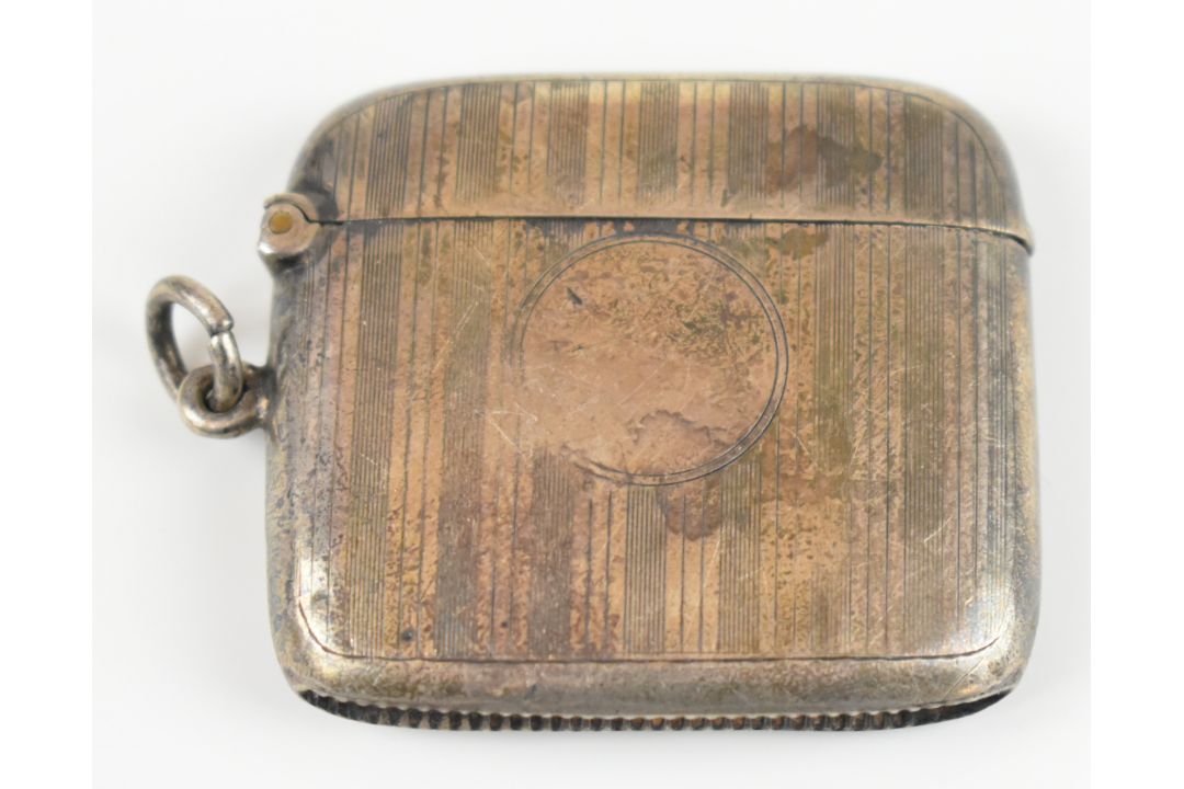 Silver vesta (26g), Miracle brooch and further vintage brooches - Image 2 of 12