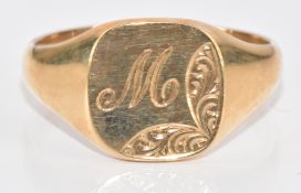 A 9ct gold signet ring, 5.9g, size V