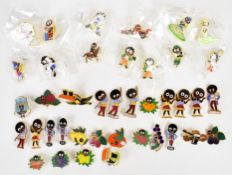 Robertson's Jam, Golden Shred and Guinness advertising badges, to include cricket, rugby and fruit