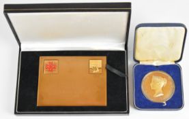 [Postal & Philatelic interest] Gilded metal award designed to look like an addressed envelope with