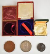 Queen Victoria bronze Golden Jubilee medal 1887 diameter 55mm, with Queen Alexandra and Edward VII