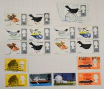GB stamps UM block of 1966 Birds, with legs missing on the robin and blackbird stamps, block is