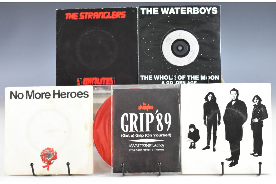 NinetyPunk Rock / Post Punk / Indie / Pop / Soul / Rock etc  7" singles including De-evolution Are - Image 3 of 5